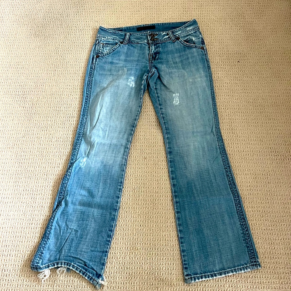 Distressed Little Big Jeans